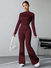 WOMEN'S PLEATED SLIM FIT TOP AND FLARED PANTS