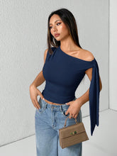 WOMEN'S SOLID COLOR MINIMALIST OBLIQUE COLLAR TIED BLOUSE