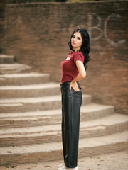 WOMEN'S SHORT SLEEVE T-SHIRT WITH HOLLOW OUT FRONT TOP