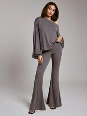 OFF-SHOULDER LOOSE-FIT TOP WITH FLARE MAXI PANT